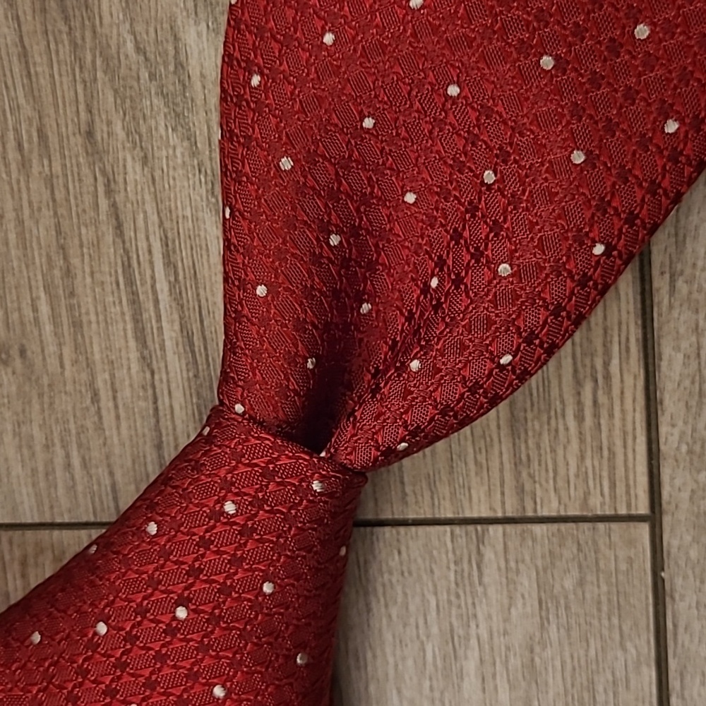 DANIEL CREMIEUX Limited Edition Signature Numbered 7‎ FOLD Red Dots Silk Tie NEW